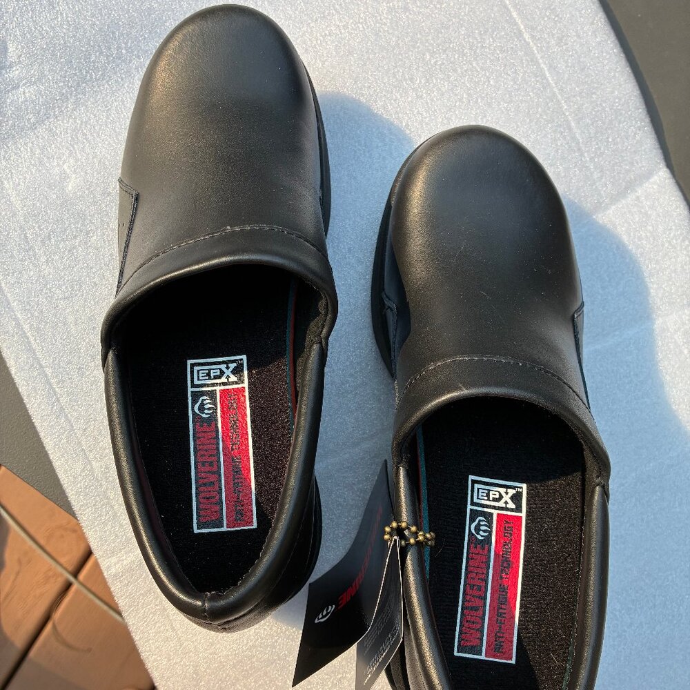 Wolverine Women's Xpedite A Line Black Leather Slip-On - Picture 2 of 16